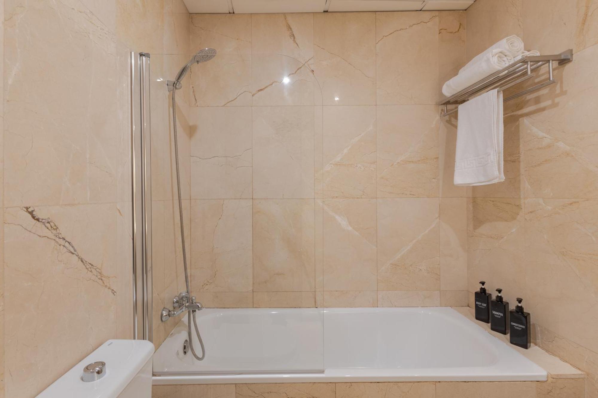 Mad Coco Aparts & Suites Centro Sol Madrid Luaran gambar